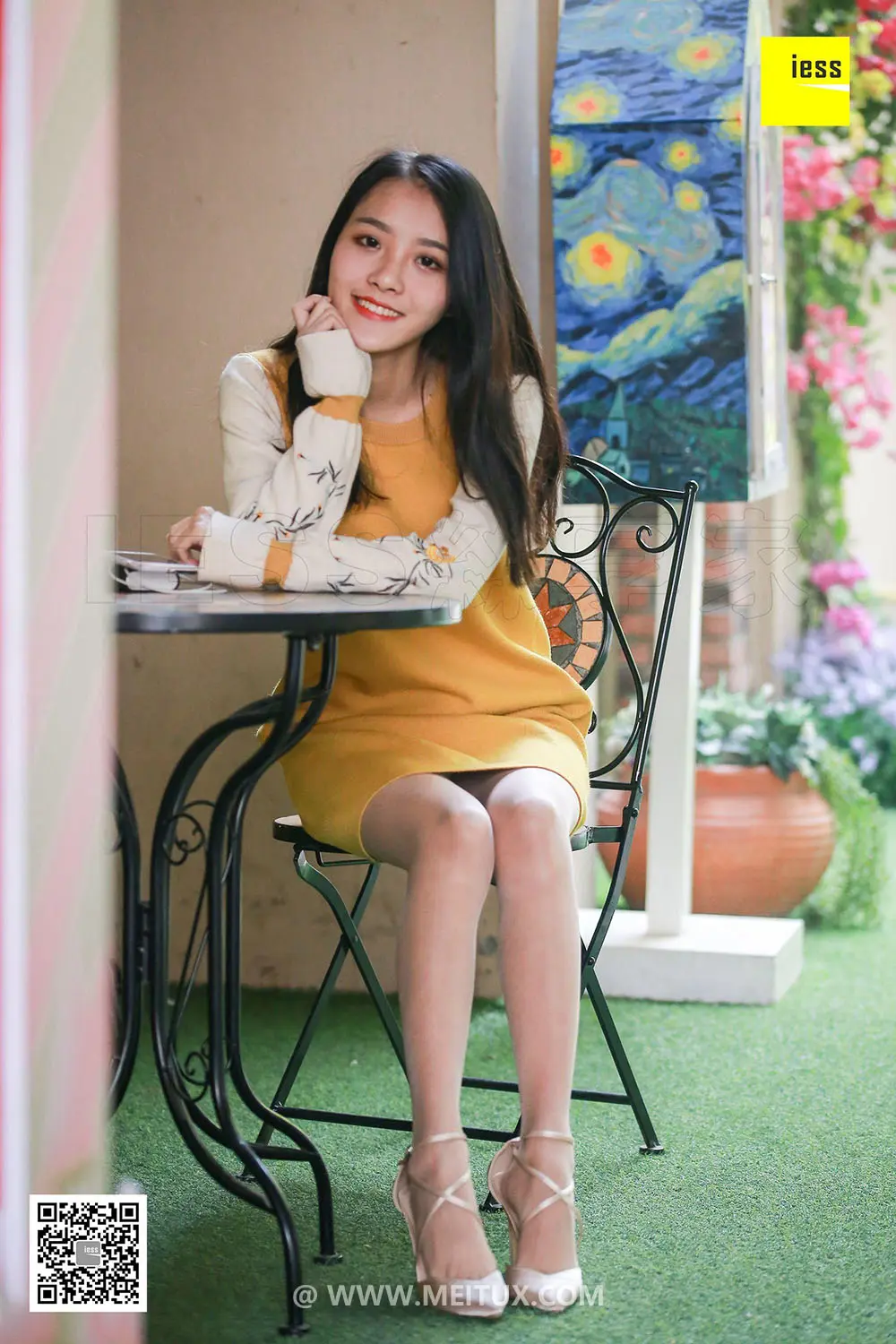 [IESS异思趣向] 2018.02.20 丝享家173：《婉萍街拍肉丝》婉萍 [99P-45MB]