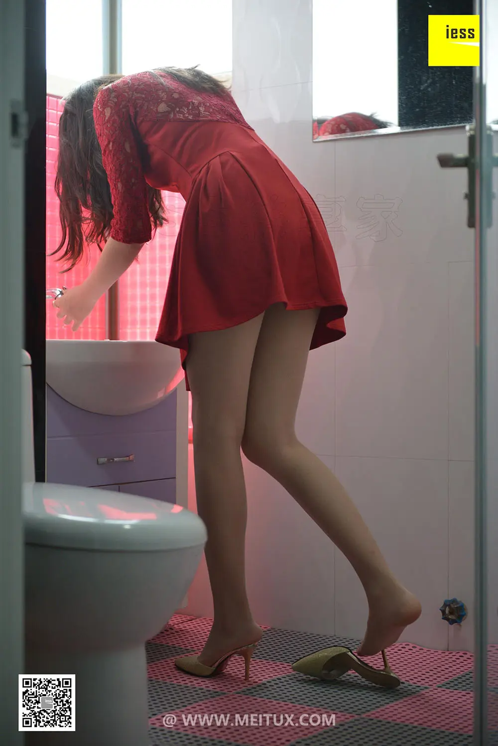 [IESS异思趣向] 2019.02.22 丝享家428：《七七蕾丝红裙》七七 [80P-23MB]