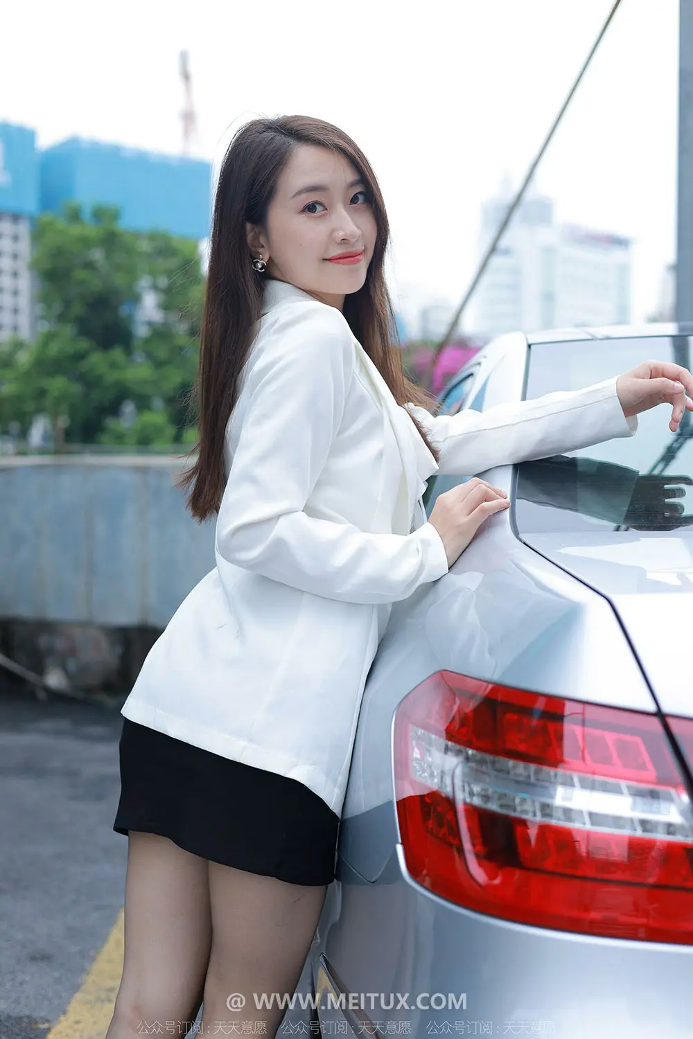 [IESS异思趣向] 2022.06.11 丝享家1114：《冷艳黑丝》小婕 [82P-119MB]